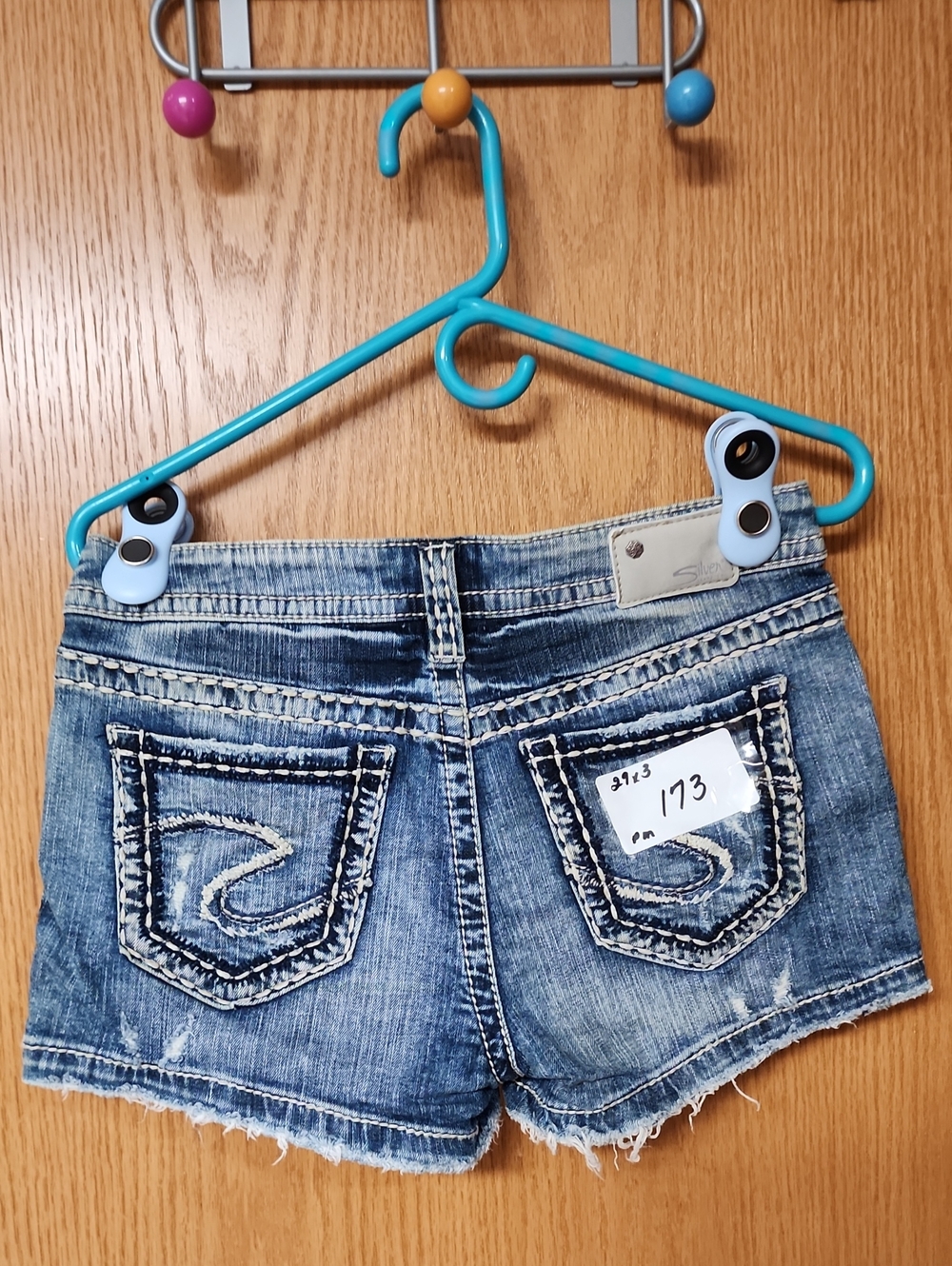 Silver Aiko Jeans Distressed Light Blue Denim Shorts 29x3 number 173